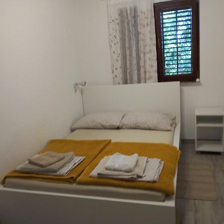 Apartments Olea Baška Esterno foto