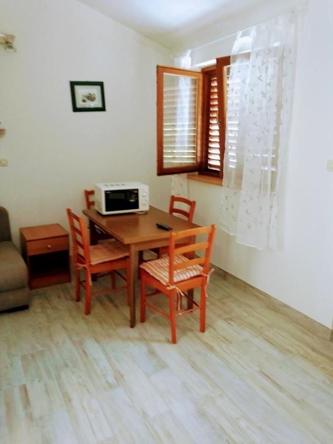 Apartments Olea Baška Esterno foto