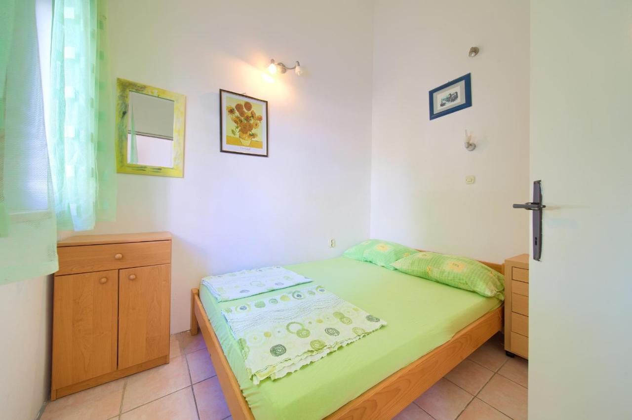 Apartments Olea Baška Esterno foto